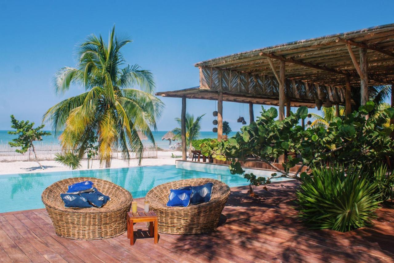 My Blue Hotel Holbox Exterior photo The resort's pool